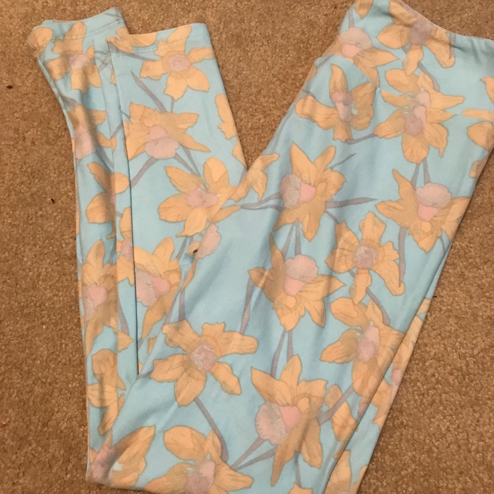 Lularoe Leggings (One Size Fits All)